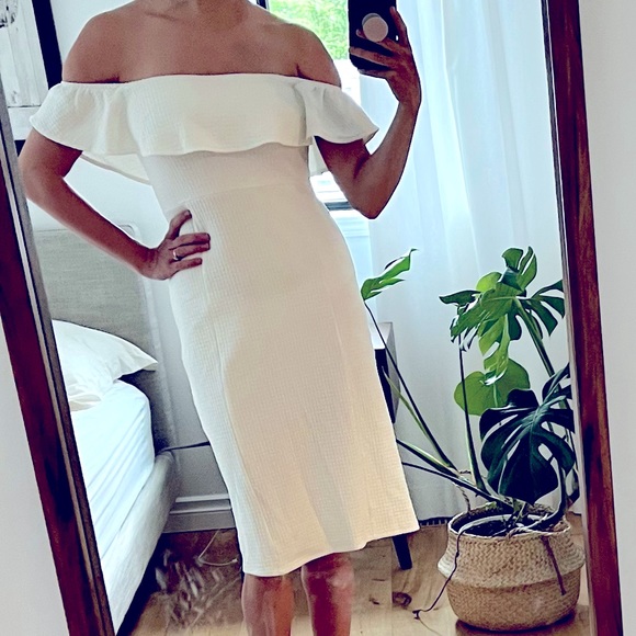 Zara waffle off the shoulder small midi dress - Picture 2 of 5